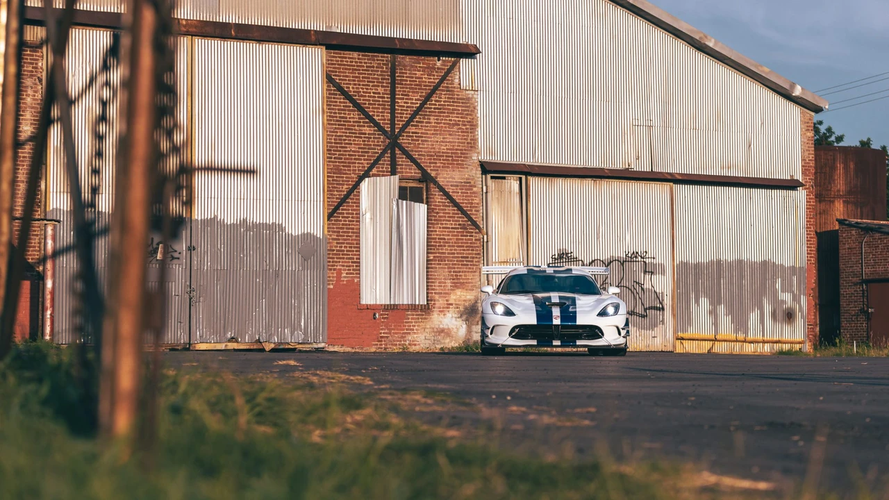 2017 Dodge Viper ACR 5th Gen - Image 14 of 31