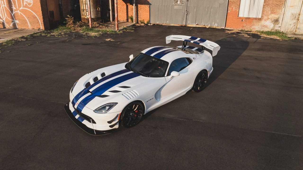 2017 Dodge Viper ACR 5th Gen - Image 16 of 31
