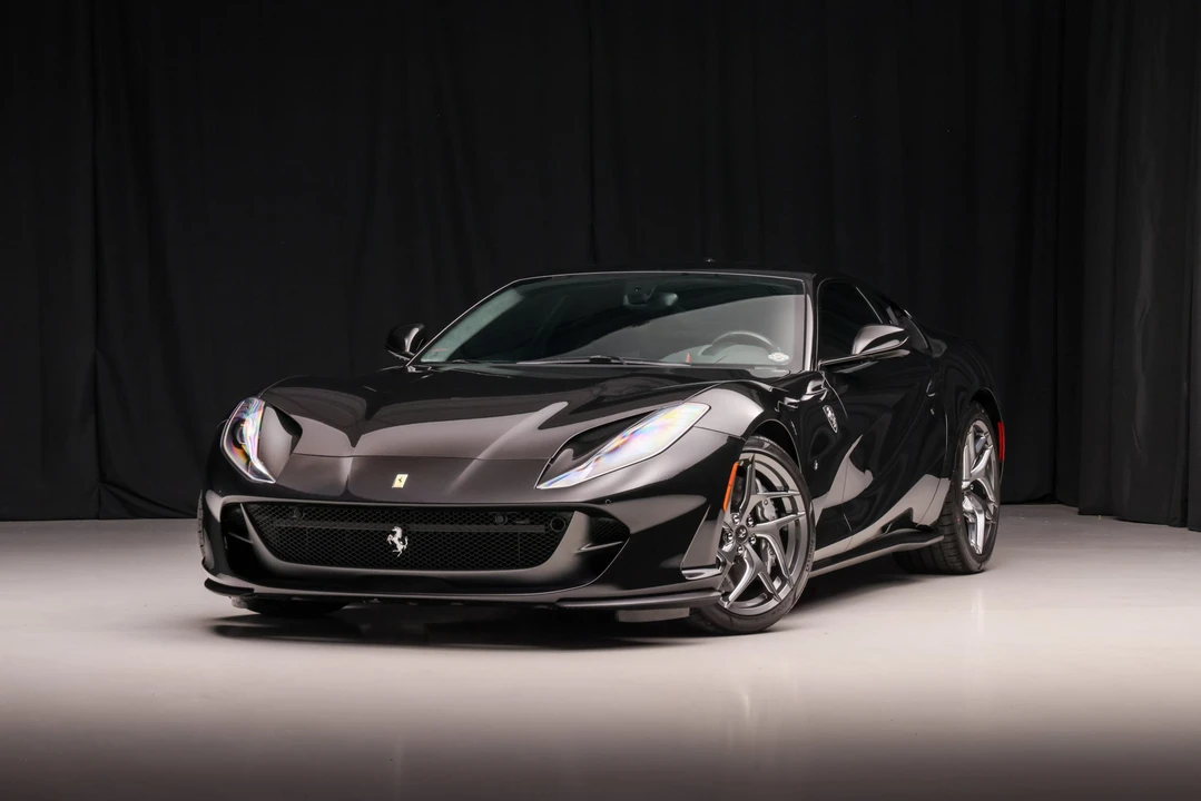 2018 Ferrari 812 Superfast - Image 2 of 31