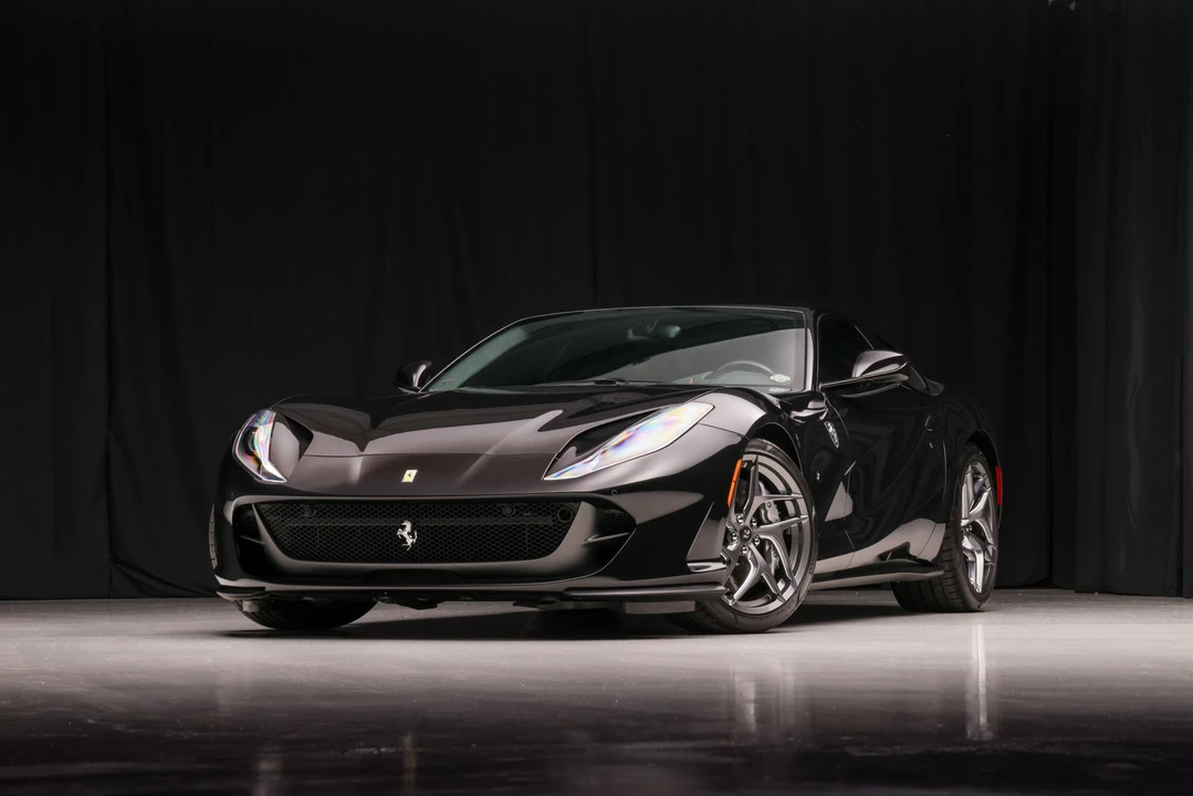2018 Ferrari 812 Superfast - Image 3 of 31