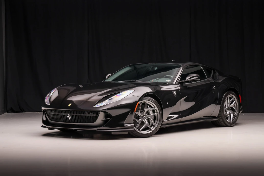 2018 Ferrari 812 Superfast - Image 4 of 31