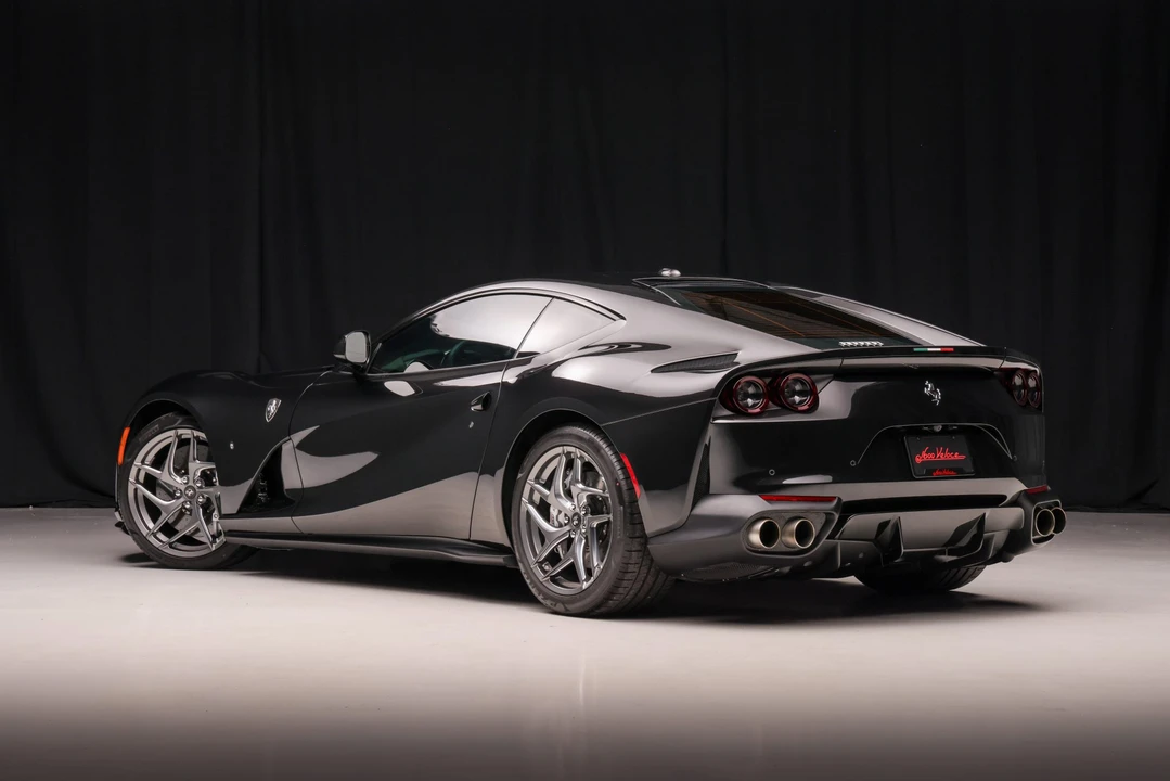 2018 Ferrari 812 Superfast - Image 8 of 31