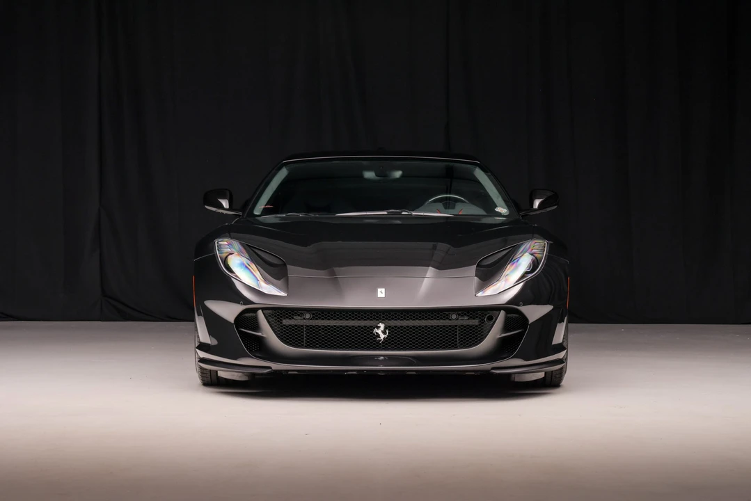 2018 Ferrari 812 Superfast - Image 24 of 31