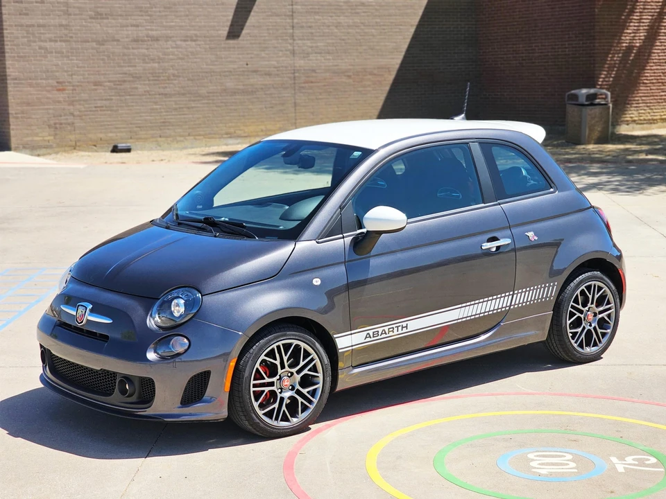 2018 Fiat Abarth 500 - Image 5 of 31