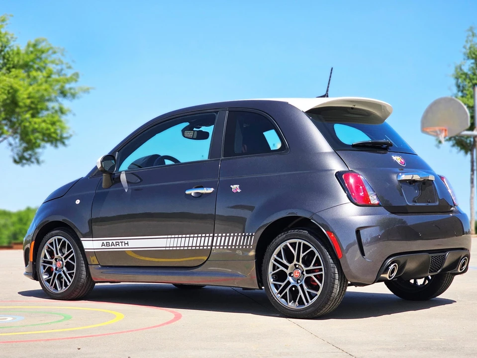 2018 Fiat Abarth 500 - Image 19 of 31