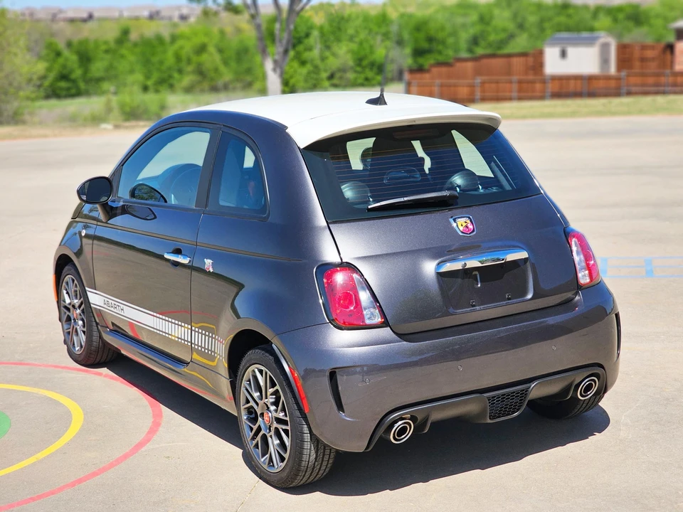 2018 Fiat Abarth 500 - Image 17 of 31