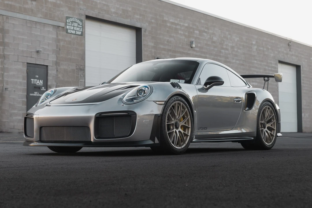 2018 Porsche 991 GT2 RS - Image 12 of 31