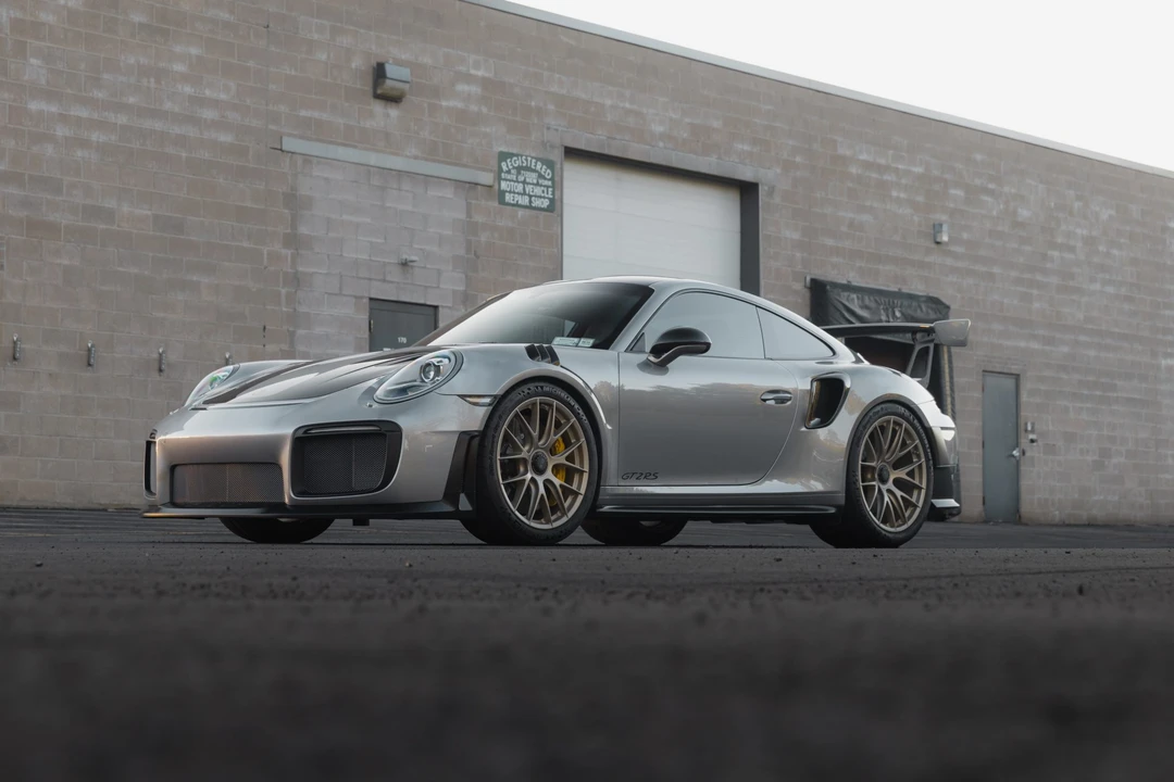 2018 Porsche 991 GT2 RS - Image 11 of 31