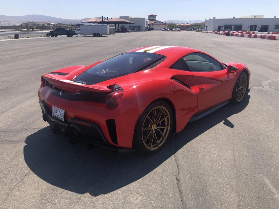 2019 Ferrari 488 Pista - Image 6 of 31