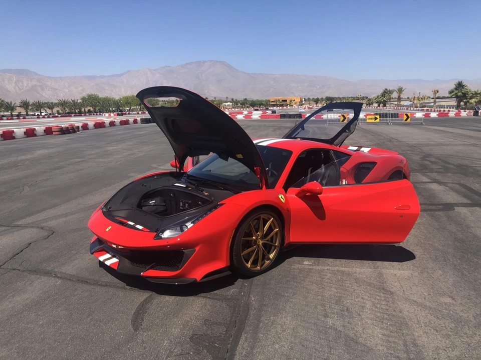 2019 Ferrari 488 Pista - Image 10 of 31
