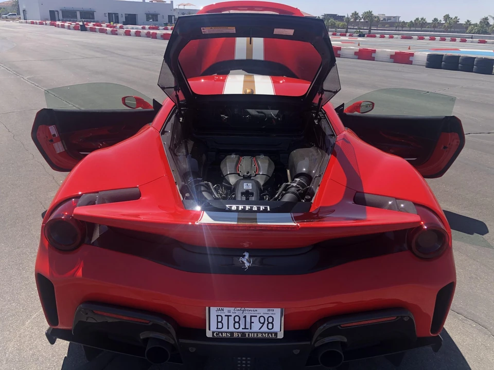 2019 Ferrari 488 Pista - Image 27 of 31