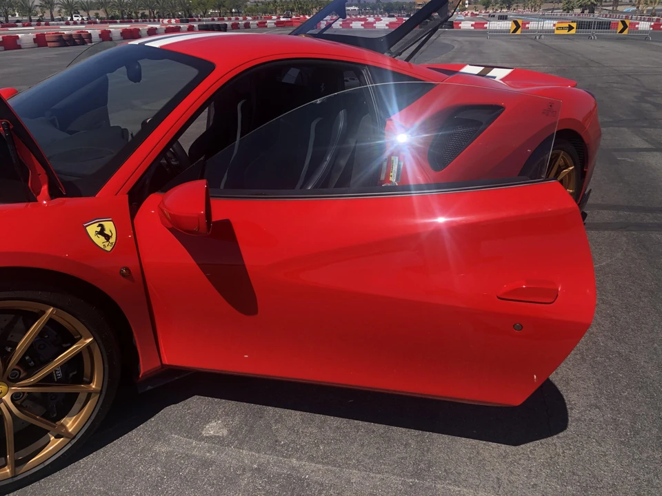 2019 Ferrari 488 Pista - Image 22 of 31