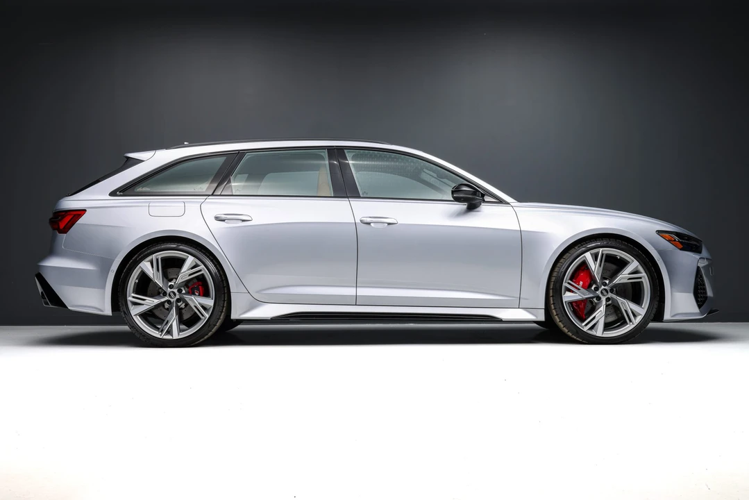 2021 Audi C8 RS6 - Image 10 of 31