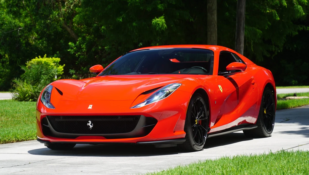 2021 Ferrari 812 GTS - Image 5 of 31
