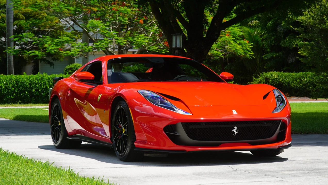 2021 Ferrari 812 GTS - Image 14 of 31