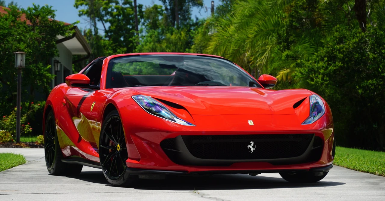 2021 Ferrari 812 GTS - Image 13 of 31