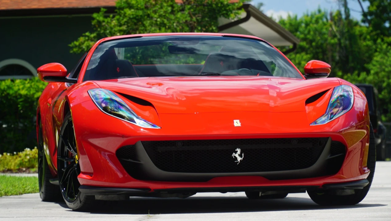 2021 Ferrari 812 GTS - Image 11 of 31
