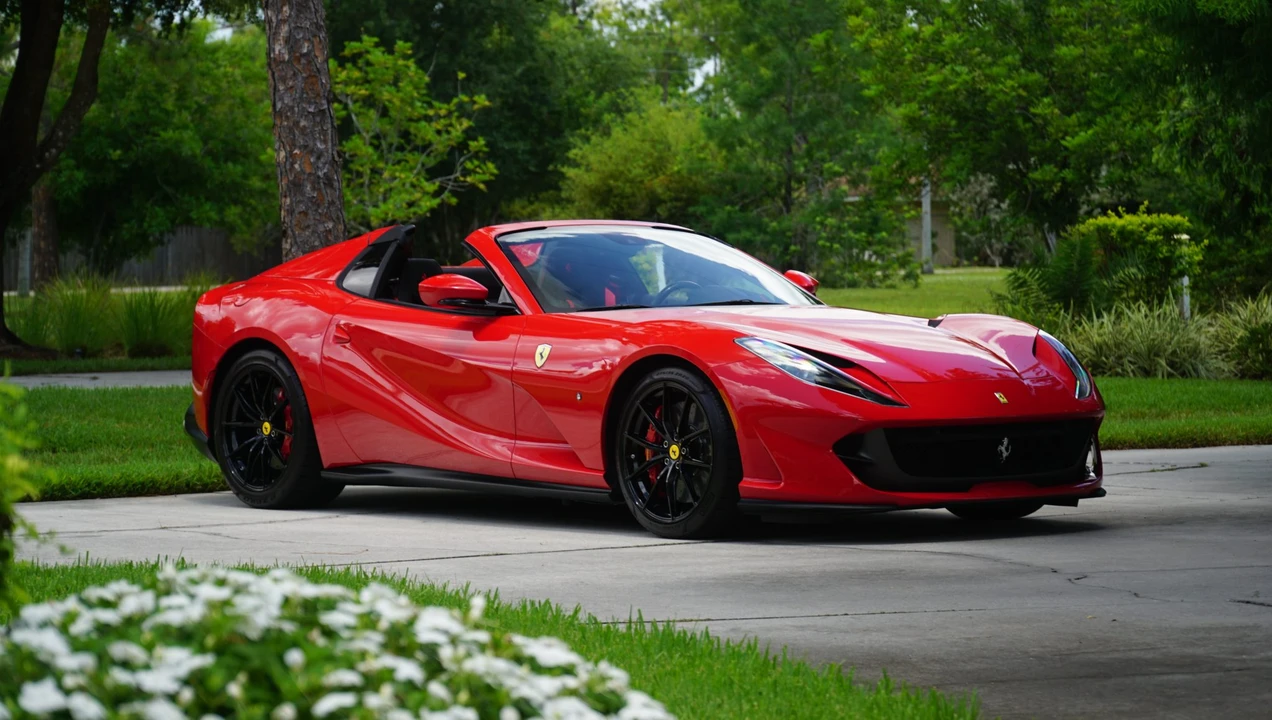2021 Ferrari 812 GTS - Image 18 of 31