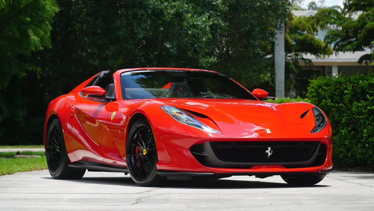 2021 Ferrari 812 GTS - Image 15 of 31