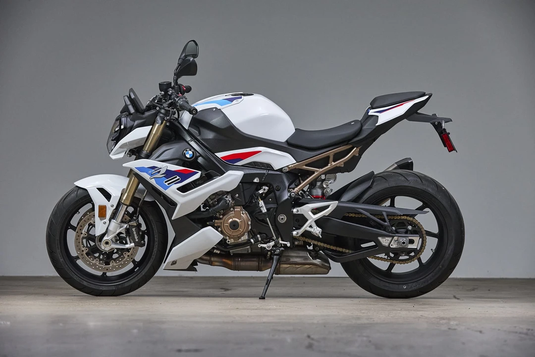 2022 BMW S1000 - Image 4 of 31
