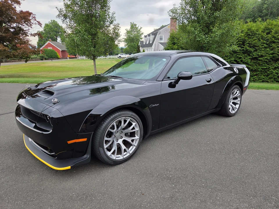2023 Dodge Challenger SRT Hellcat 3rd Gen - Image 3 of 31