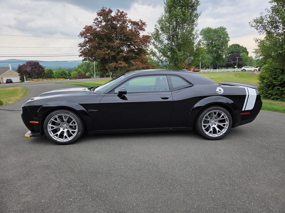 2023 Dodge Challenger SRT Hellcat 3rd Gen - Image 5 of 31