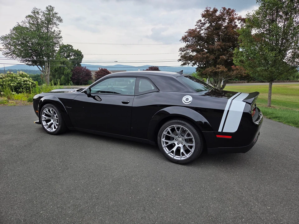 2023 Dodge Challenger SRT Hellcat 3rd Gen - Image 6 of 31