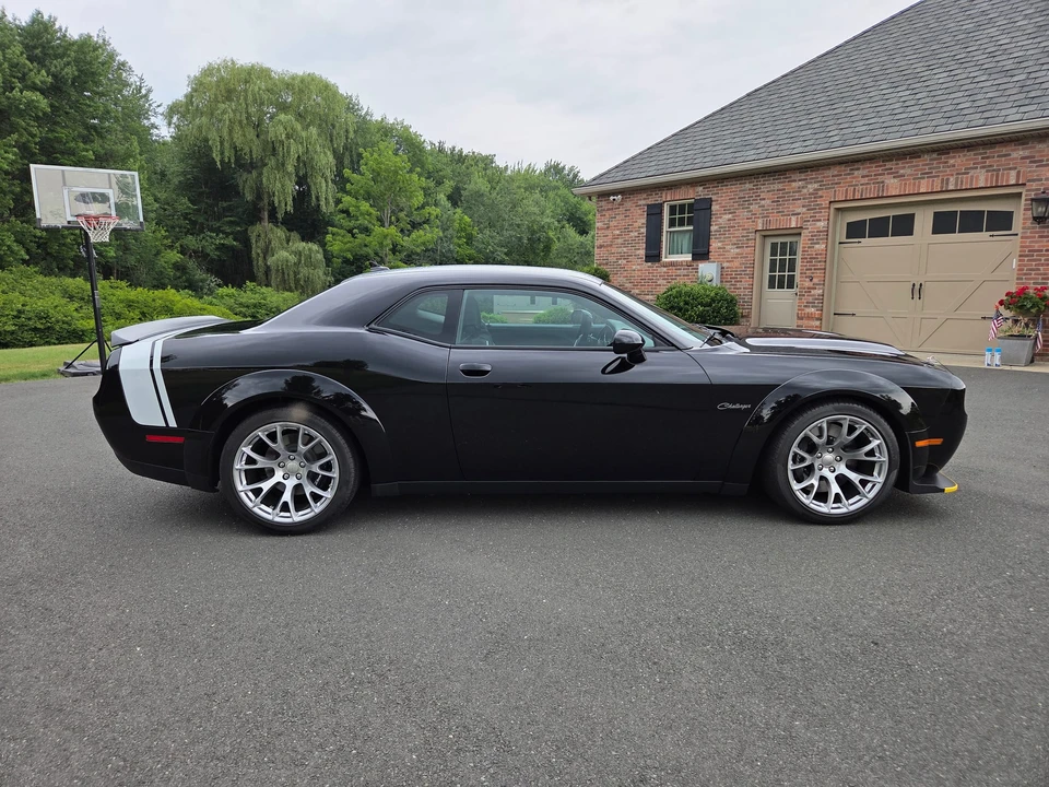 2023 Dodge Challenger SRT Hellcat 3rd Gen - Image 12 of 31