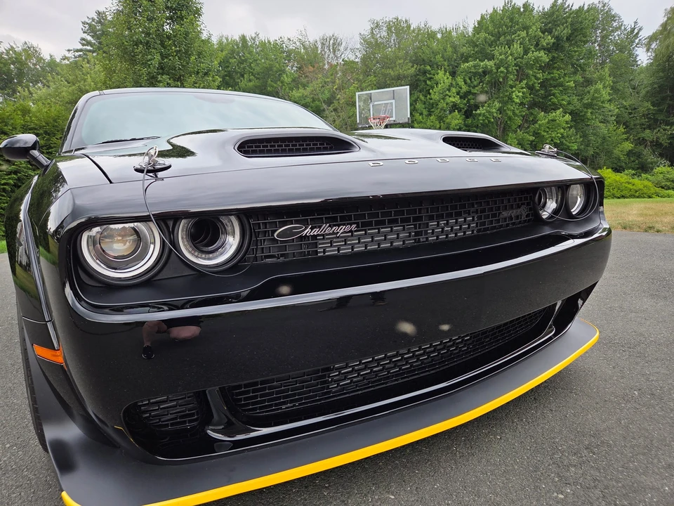 2023 Dodge Challenger SRT Hellcat 3rd Gen - Image 19 of 31