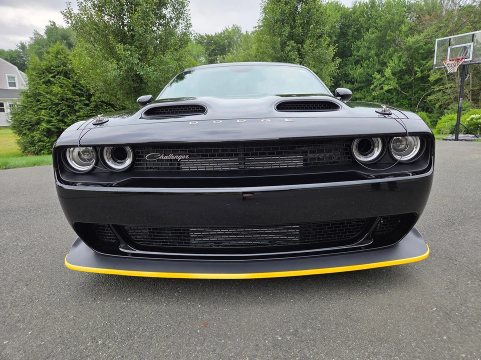 2023 Dodge Challenger SRT Hellcat 3rd Gen - Image 15 of 31