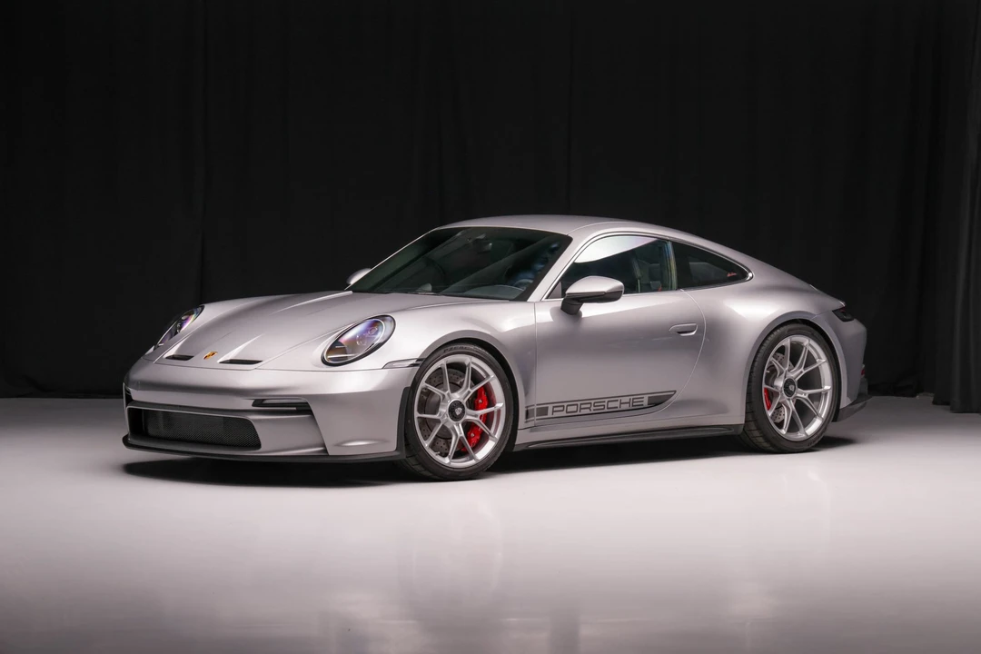 2023 Porsche 992 GT3 - Image 2 of 31