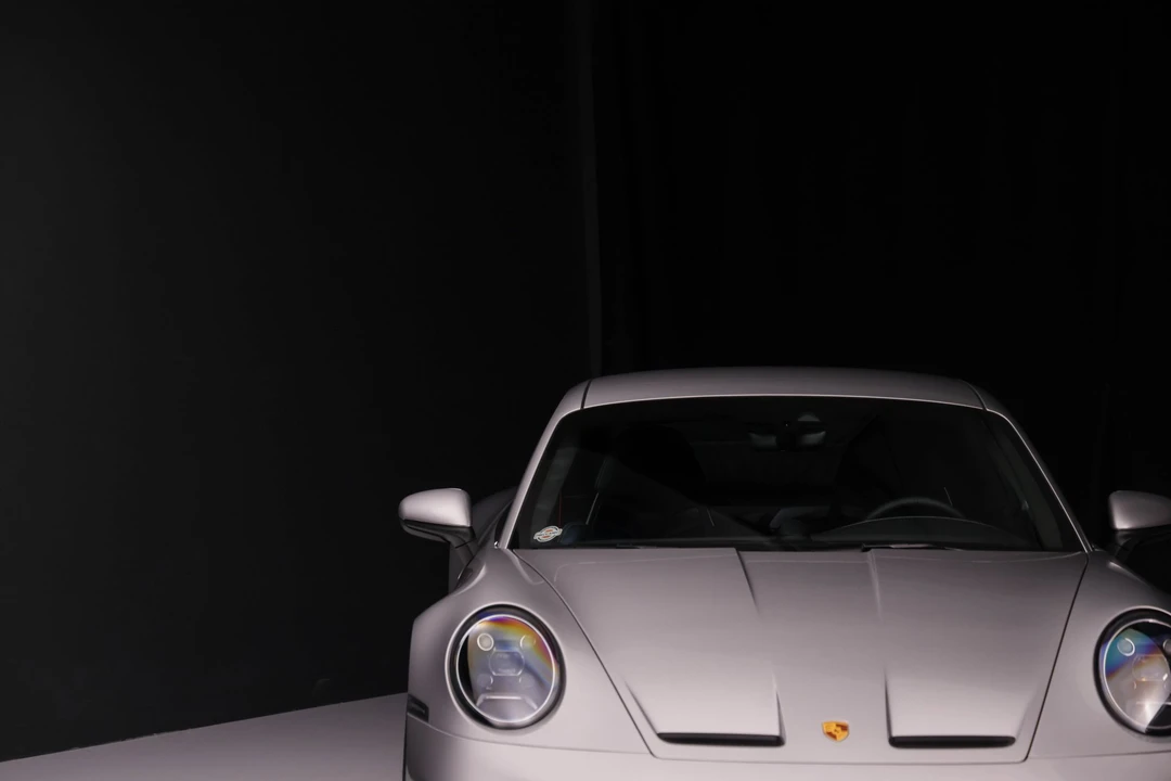 2023 Porsche 992 GT3 - Image 17 of 31