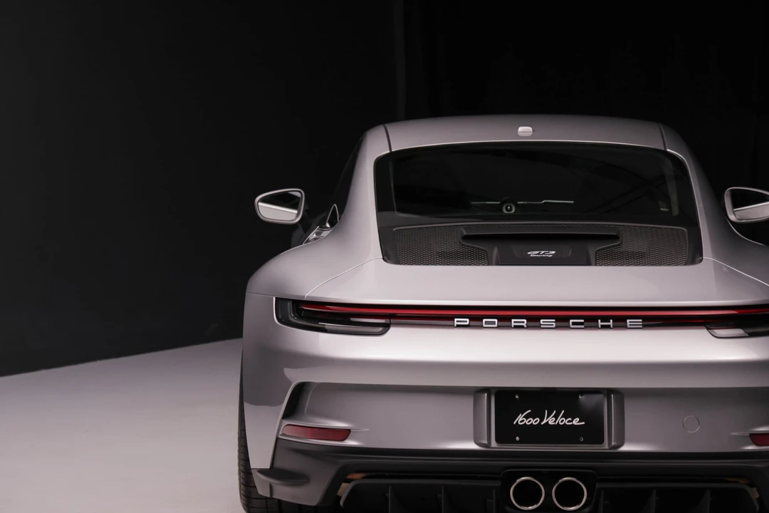 2023 Porsche 992 GT3 - Image 27 of 31