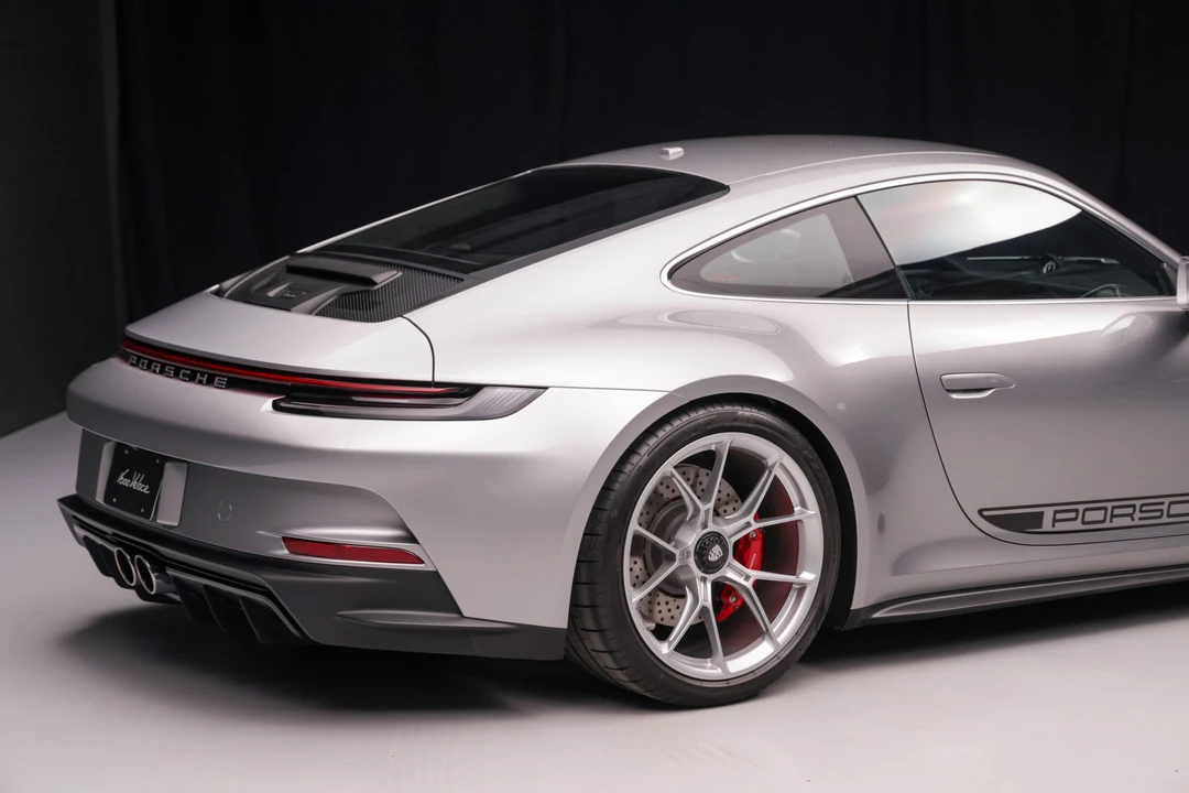 2023 Porsche 992 GT3 - Image 23 of 31