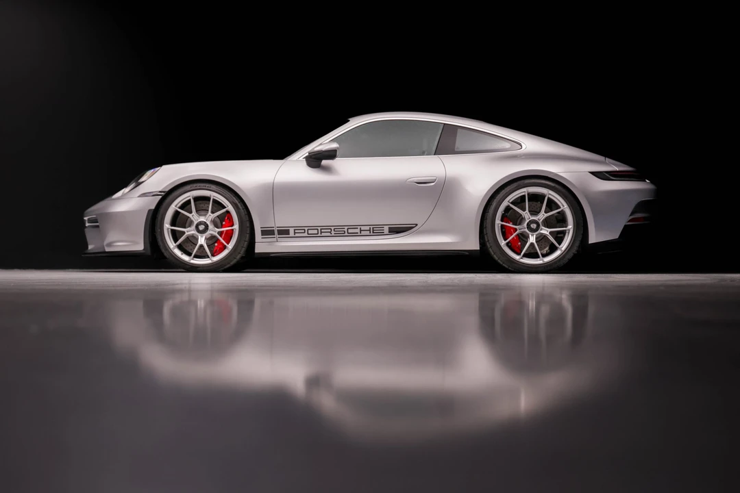2023 Porsche 992 GT3 - Image 4 of 31