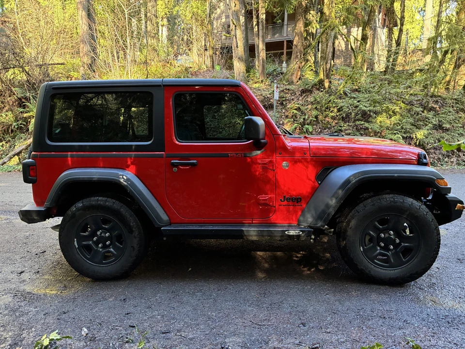 2024 Jeep JL Wrangler - Image 5 of 31
