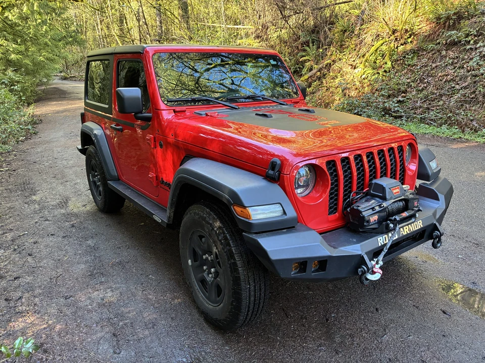 2024 Jeep JL Wrangler - Image 6 of 31