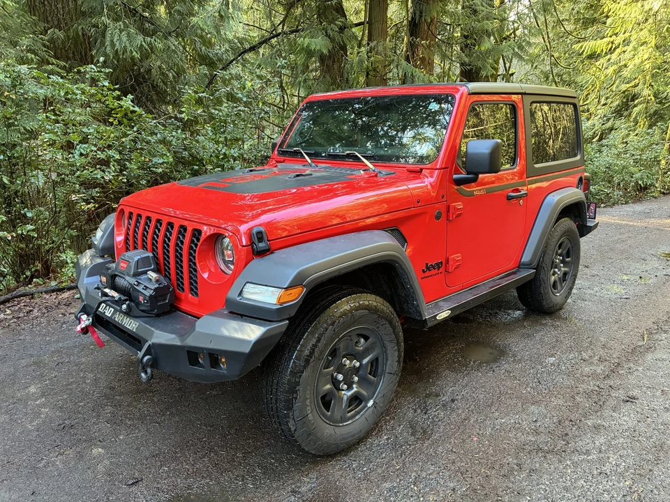 2024 Jeep JL Wrangler - Image 2 of 31