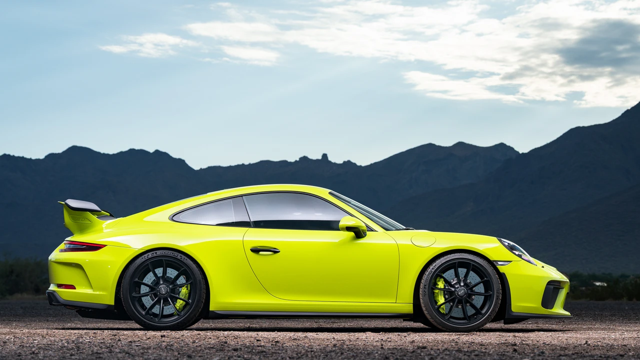 2018 Porsche 991 GT3 - Image 21 of 31