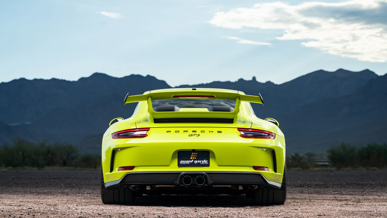 2018 Porsche 991 GT3 - Image 27 of 31