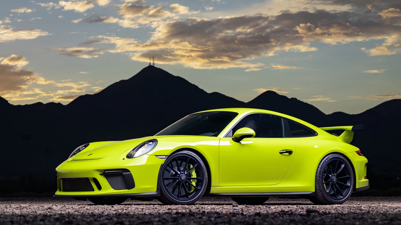 2018 Porsche 991 GT3 - Image 5 of 31