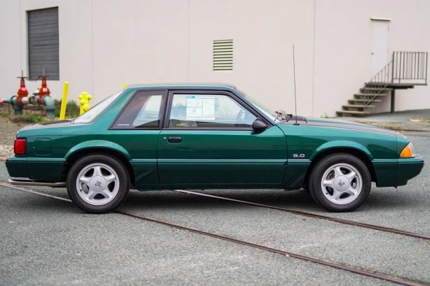1992 Ford Mustang 3rd Gen - Image 3 of 8
