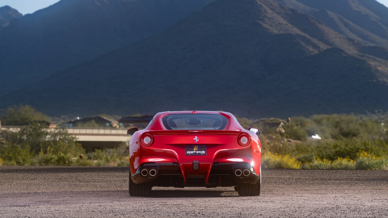 2016 Ferrari F12berlinetta - Image 21 of 31
