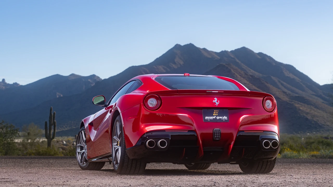 2016 Ferrari F12berlinetta - Image 25 of 31