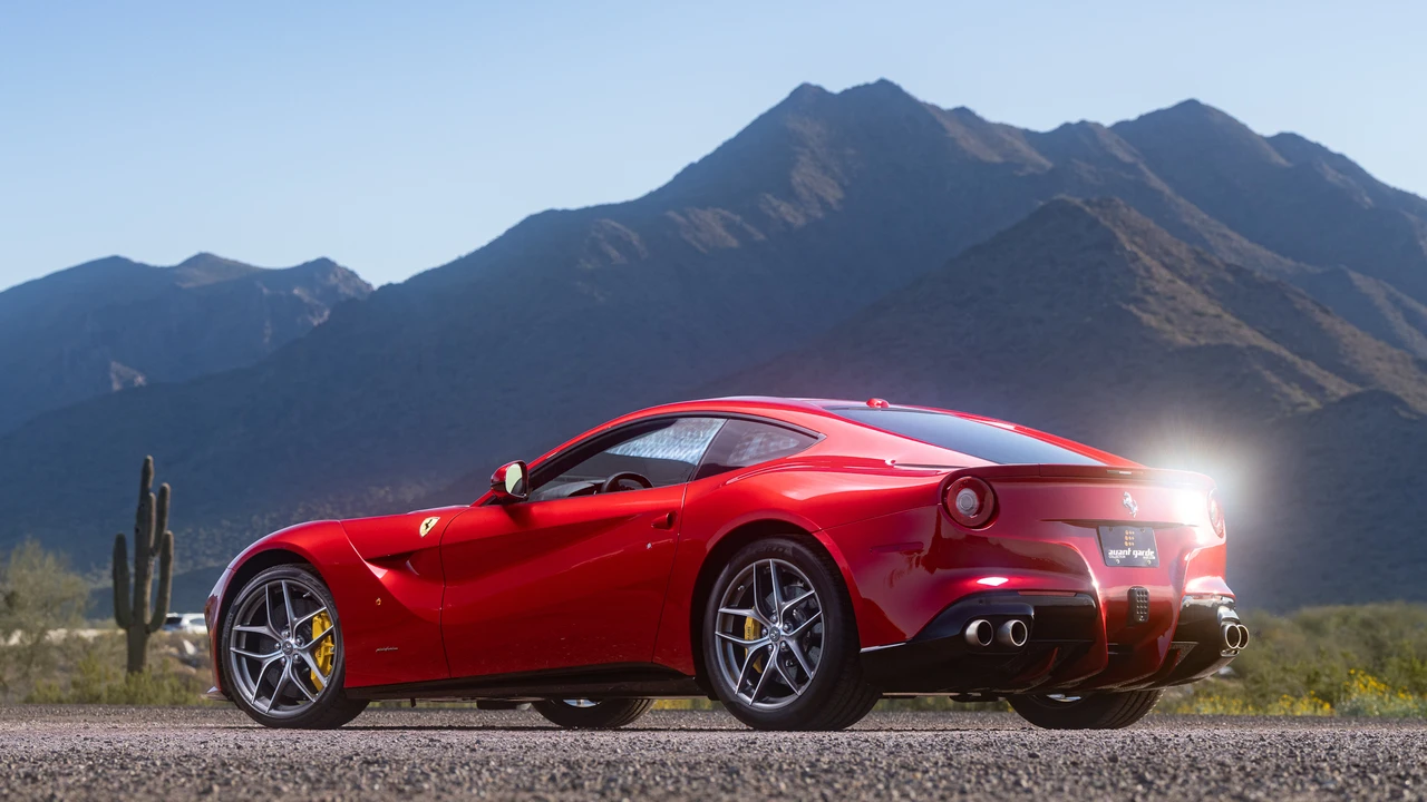 2016 Ferrari F12berlinetta - Image 27 of 31