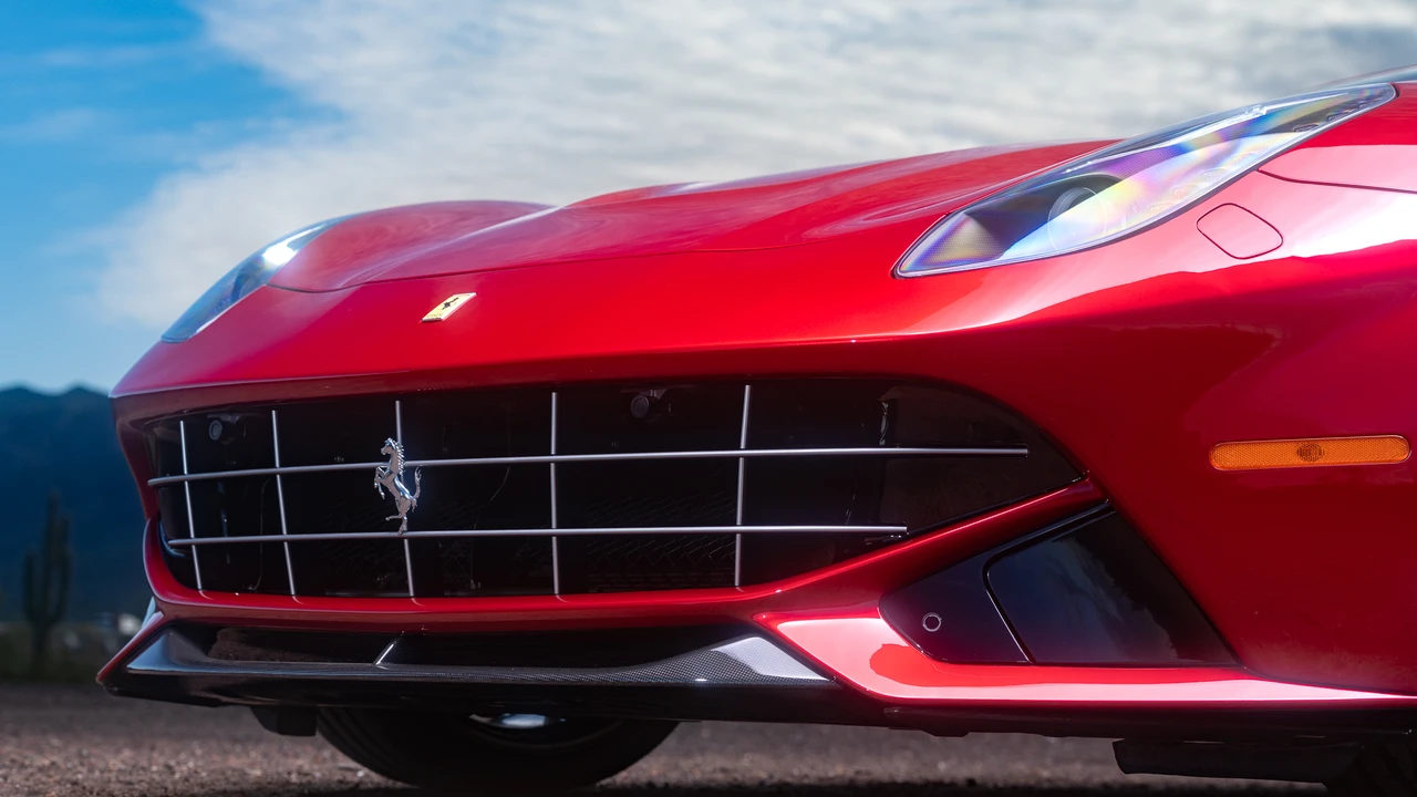 2016 Ferrari F12berlinetta - Image 28 of 31