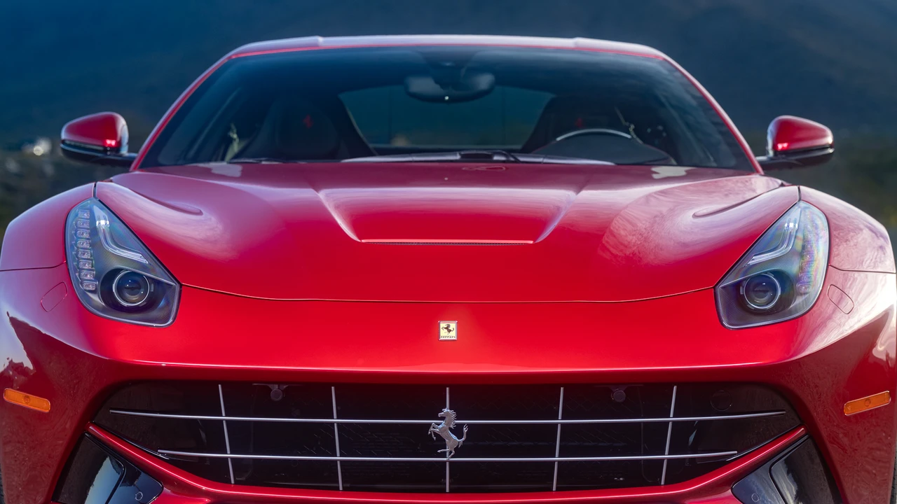 2016 Ferrari F12berlinetta - Image 31 of 31