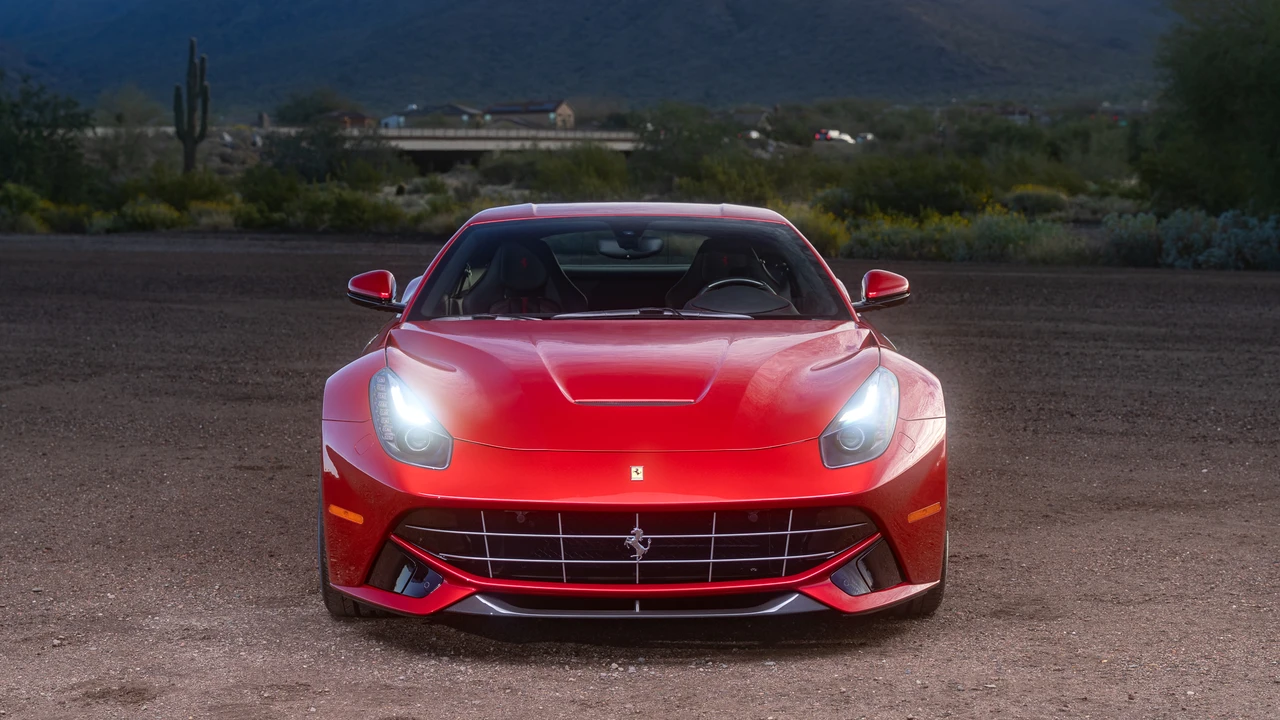 2016 Ferrari F12berlinetta - Image 8 of 31