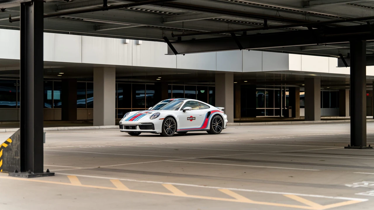 2025 Porsche 992 Turbo S - Image 3 of 31