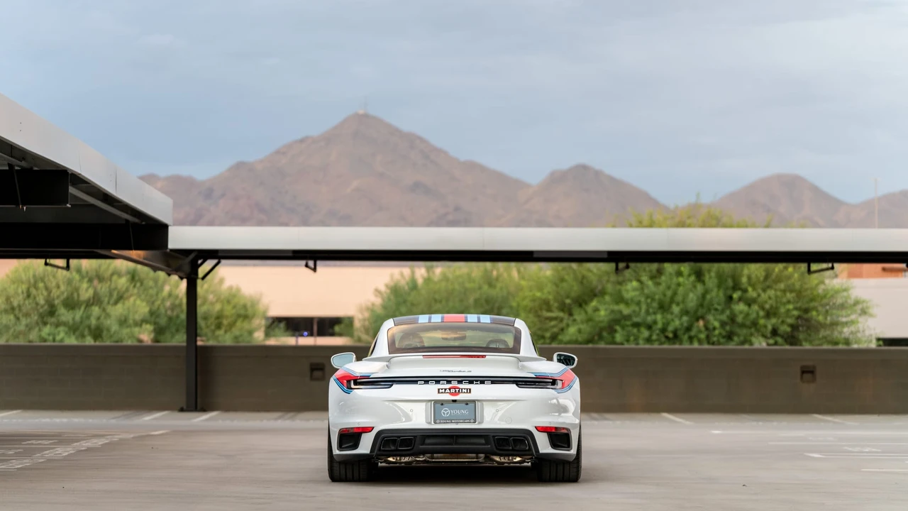 2025 Porsche 992 Turbo S - Image 28 of 31